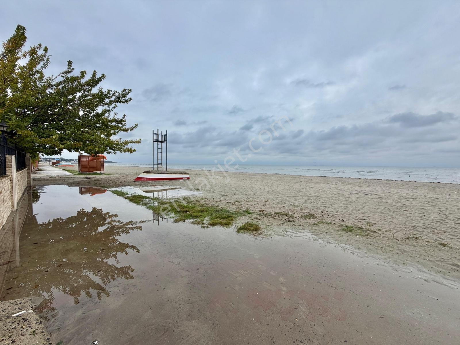 Remax Kıyı'dan Denize Sıfır Site İçi Güvenlikli Otoparklı Villa — fotoğraf 48