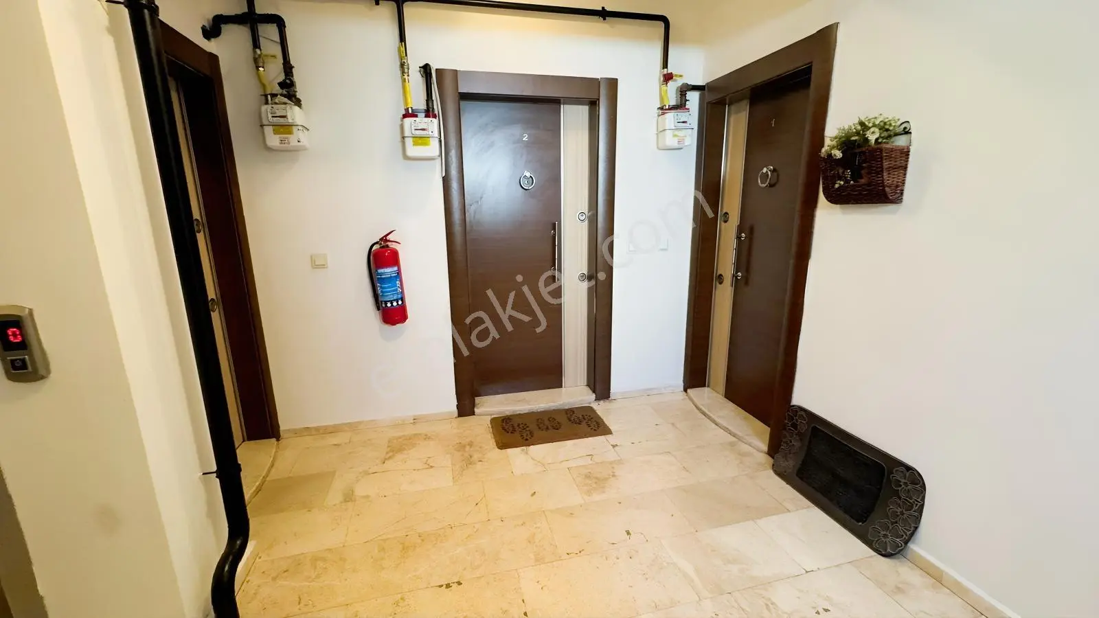 Karşıyaka Atakent İdil Biret Bulvarı Üzeri 3+1 Satılık Daire — fotoğraf 9