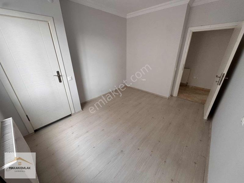 Hakan Emlaktan Osmancık Caddesinde 3+1 Satılık Daire — fotoğraf 9