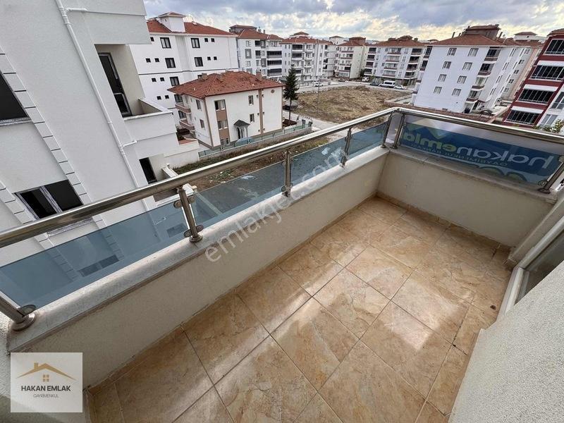 Hakan Emlaktan Osmancık Caddesinde 3+1 Satılık Daire — fotoğraf 14