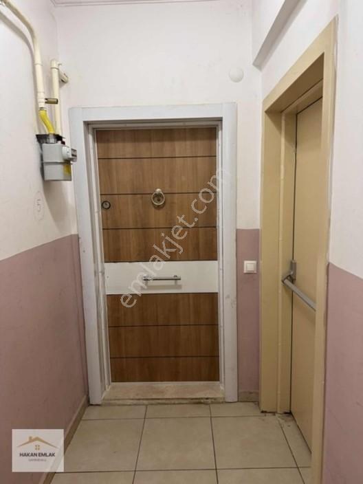 Hakan Emlaktan Osmancık Caddesinde 3+1 Satılık Daire — fotoğraf 24