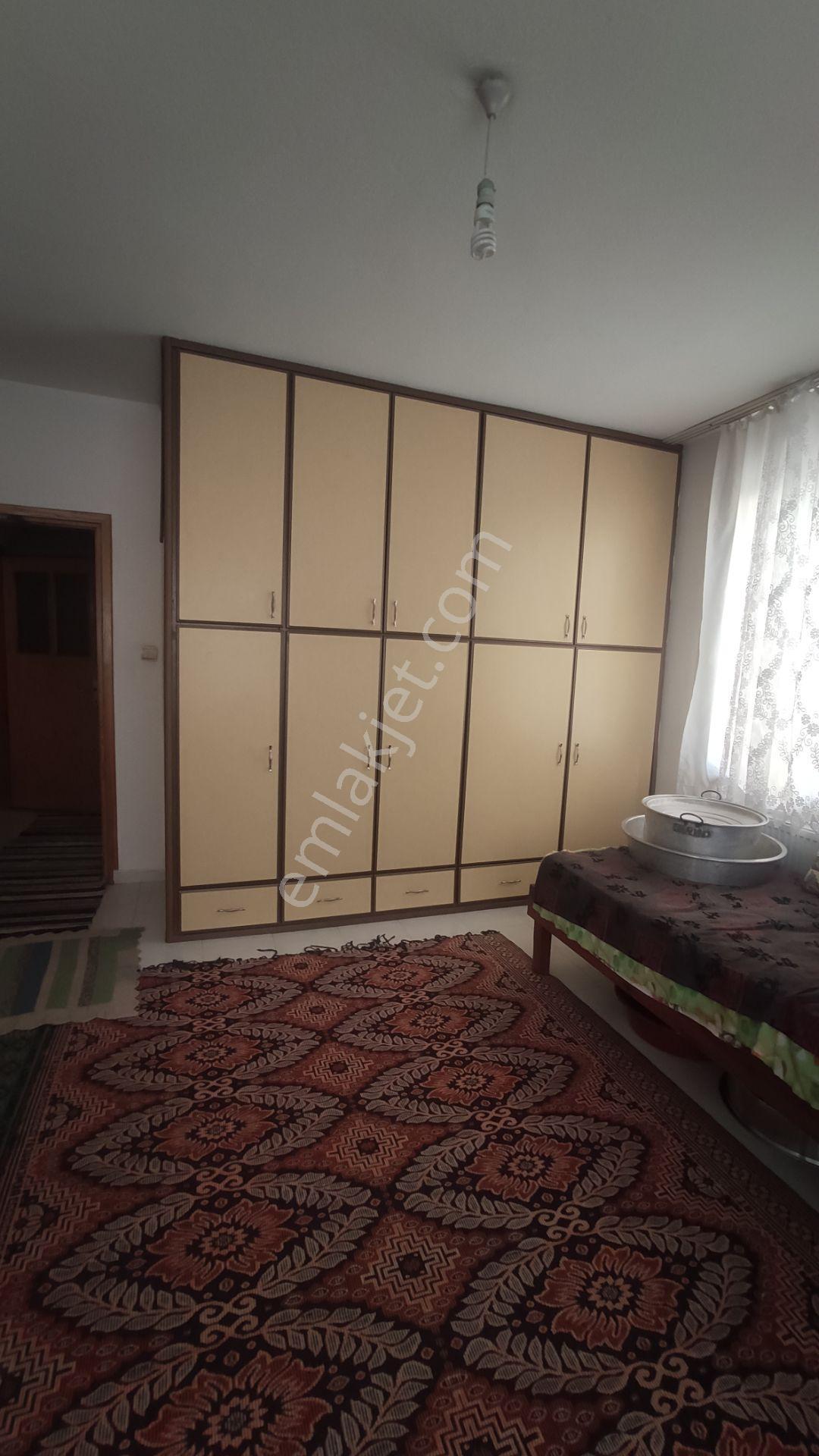 Güllük Mahallesinde Pazartesi Pazarına Yakın 2+1ara Kat 110 M2 Satılık — fotoğraf 12