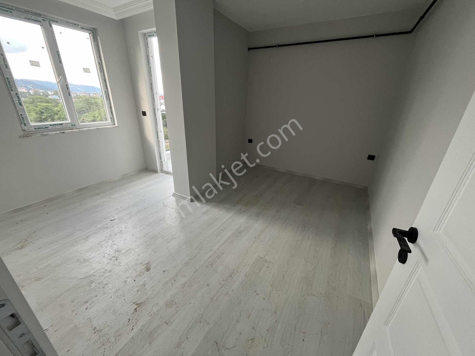 Kumbaşı Mah. Çift Balkonlu Hollü Ekstra Depolu En Üst Kat 1+1 — fotoğraf 14