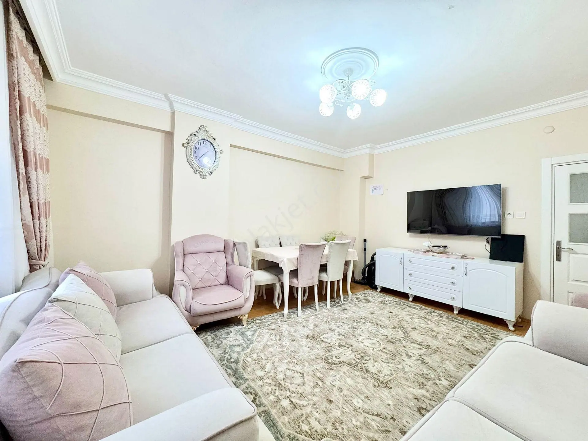 Goldhouse Dan Satılık Yürüyüş Yolu Üzeri 3+1 Geniş Daire — fotoğraf 4