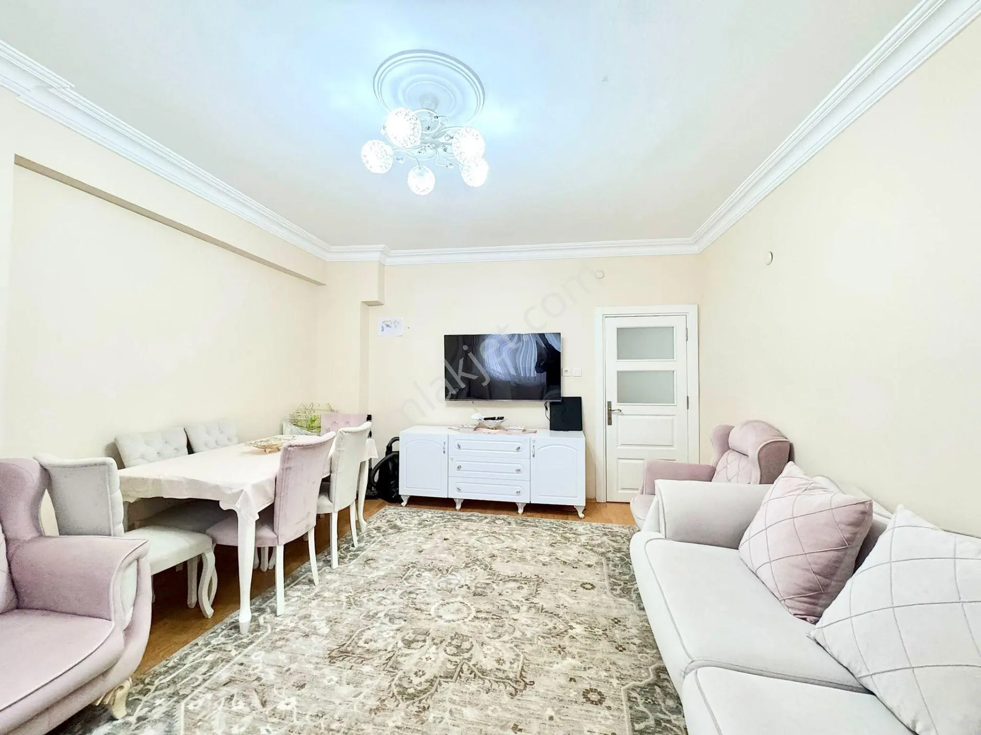 Goldhouse Dan Satılık Yürüyüş Yolu Üzeri 3+1 Geniş Daire — fotoğraf 5