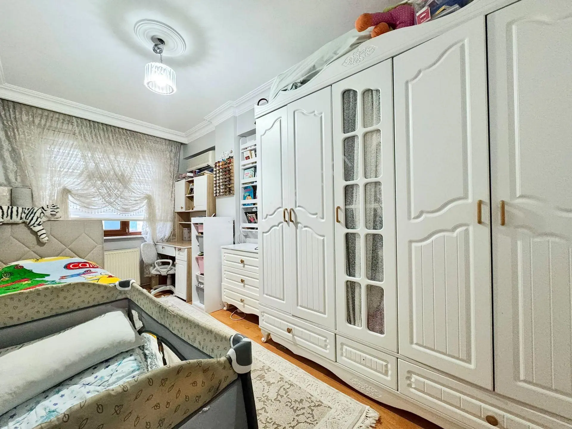 Goldhouse Dan Satılık Yürüyüş Yolu Üzeri 3+1 Geniş Daire — fotoğraf 18