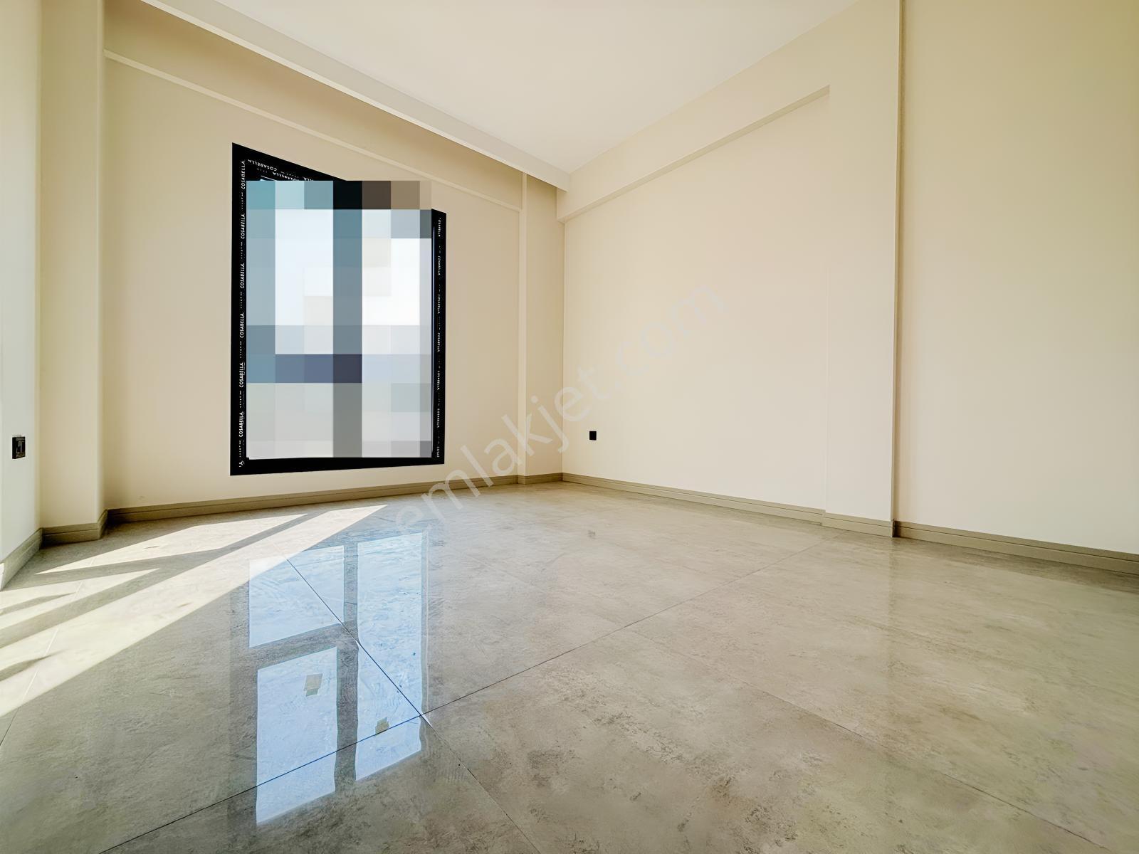 Demirler'den Göveçlik'de Havuzlu Konsept Sitesi 3,5+1 Daireler — fotoğraf 15
