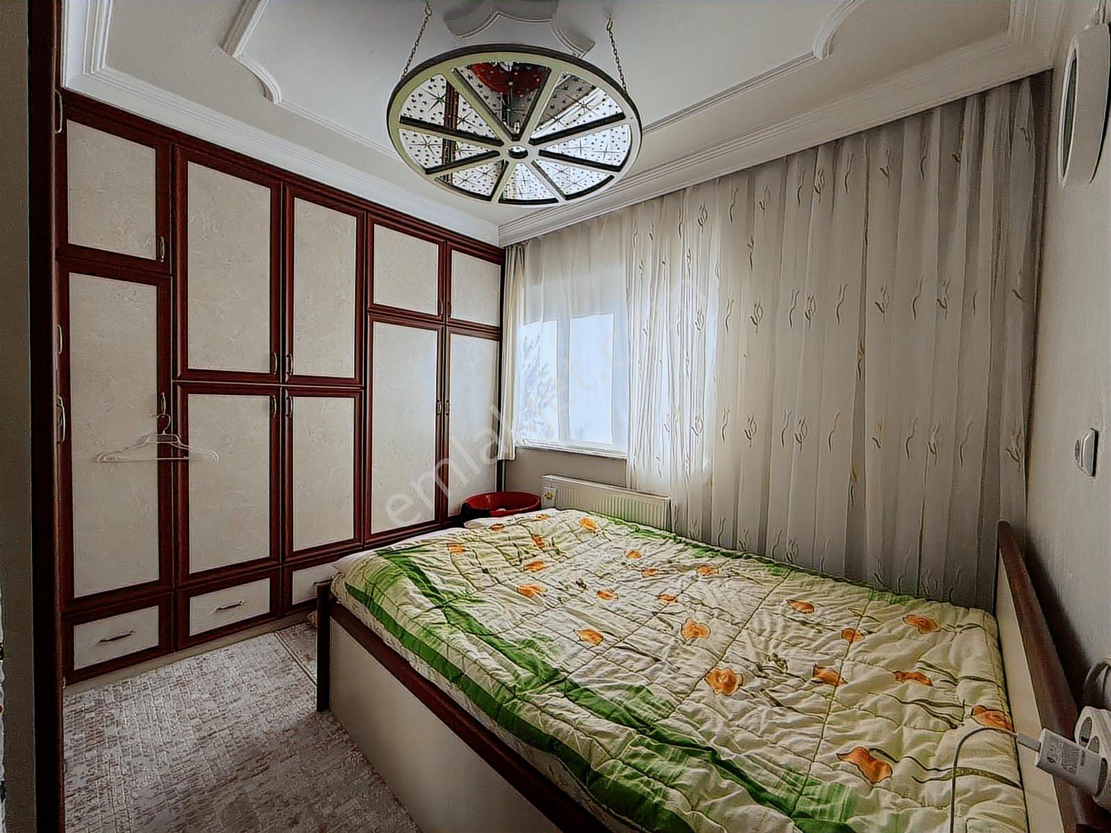 Sırakapılar Mahallesi Satılık 3 Katlı Komple Bina — fotoğraf 8