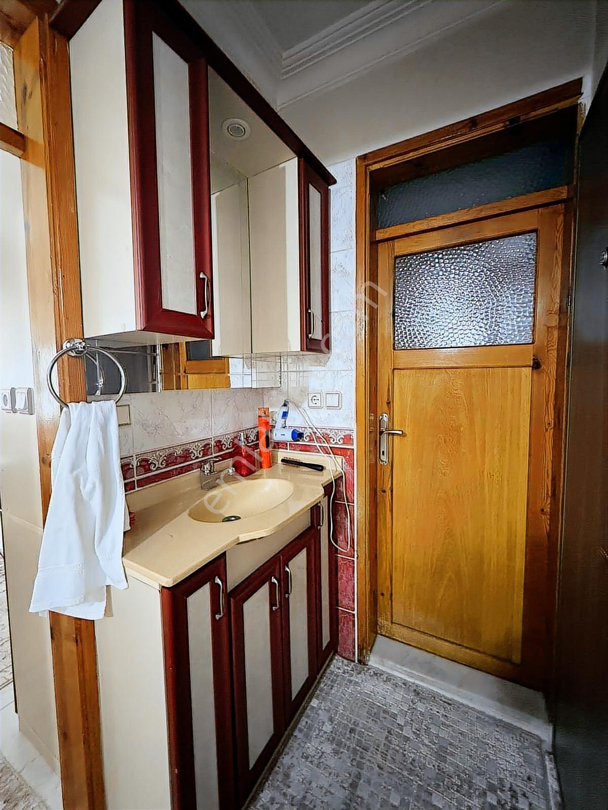 Sırakapılar Mahallesi Satılık 3 Katlı Komple Bina — fotoğraf 14