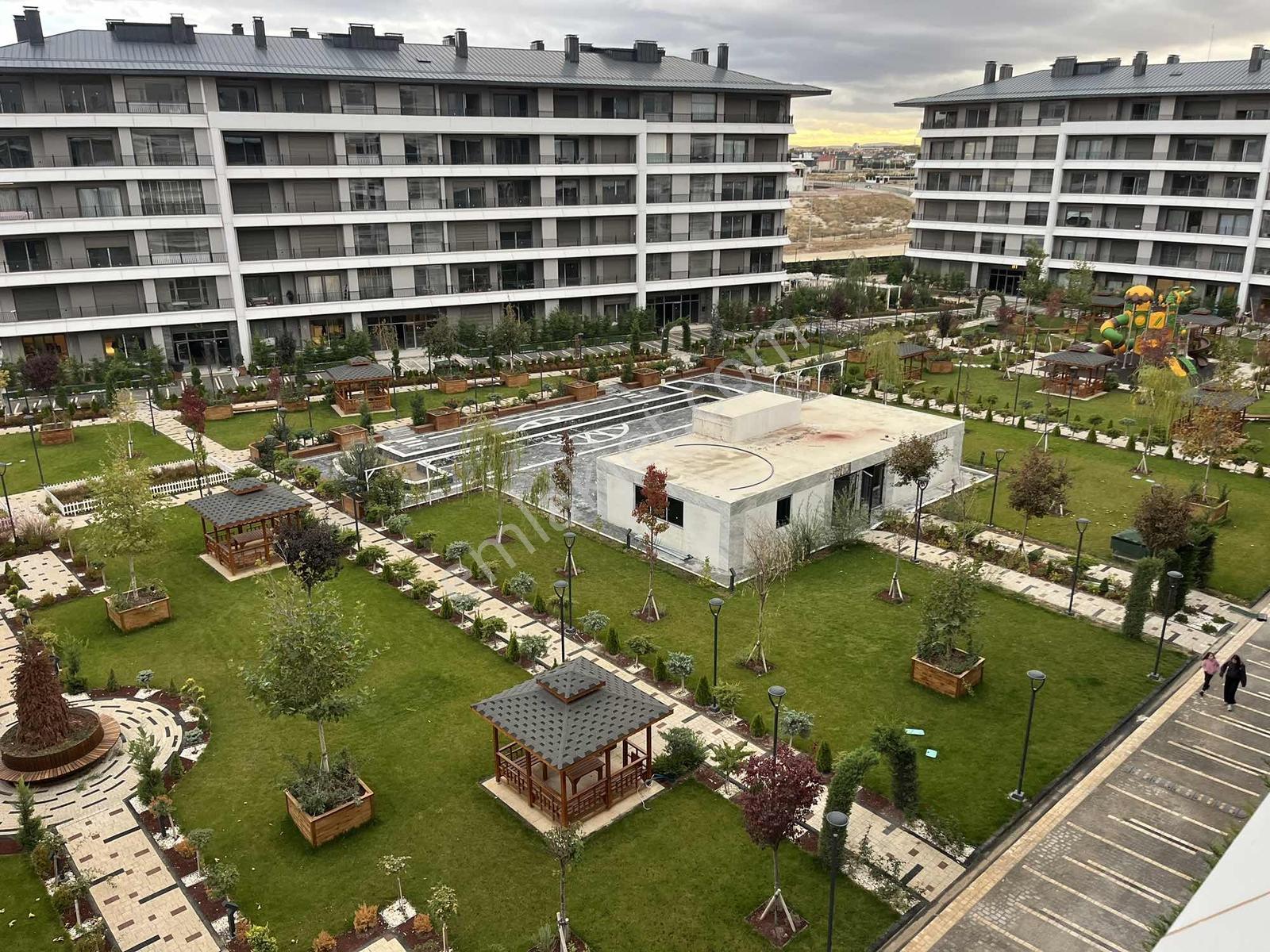 Yks'Den Altınsanpark Sitesinde Lüx 5+1 Satılık Daire