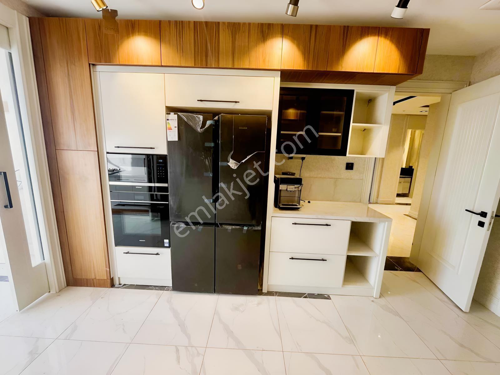 Yks'den Altınsanpark Sitesinde Lüx 5+1 Satılık Daire — fotoğraf 10
