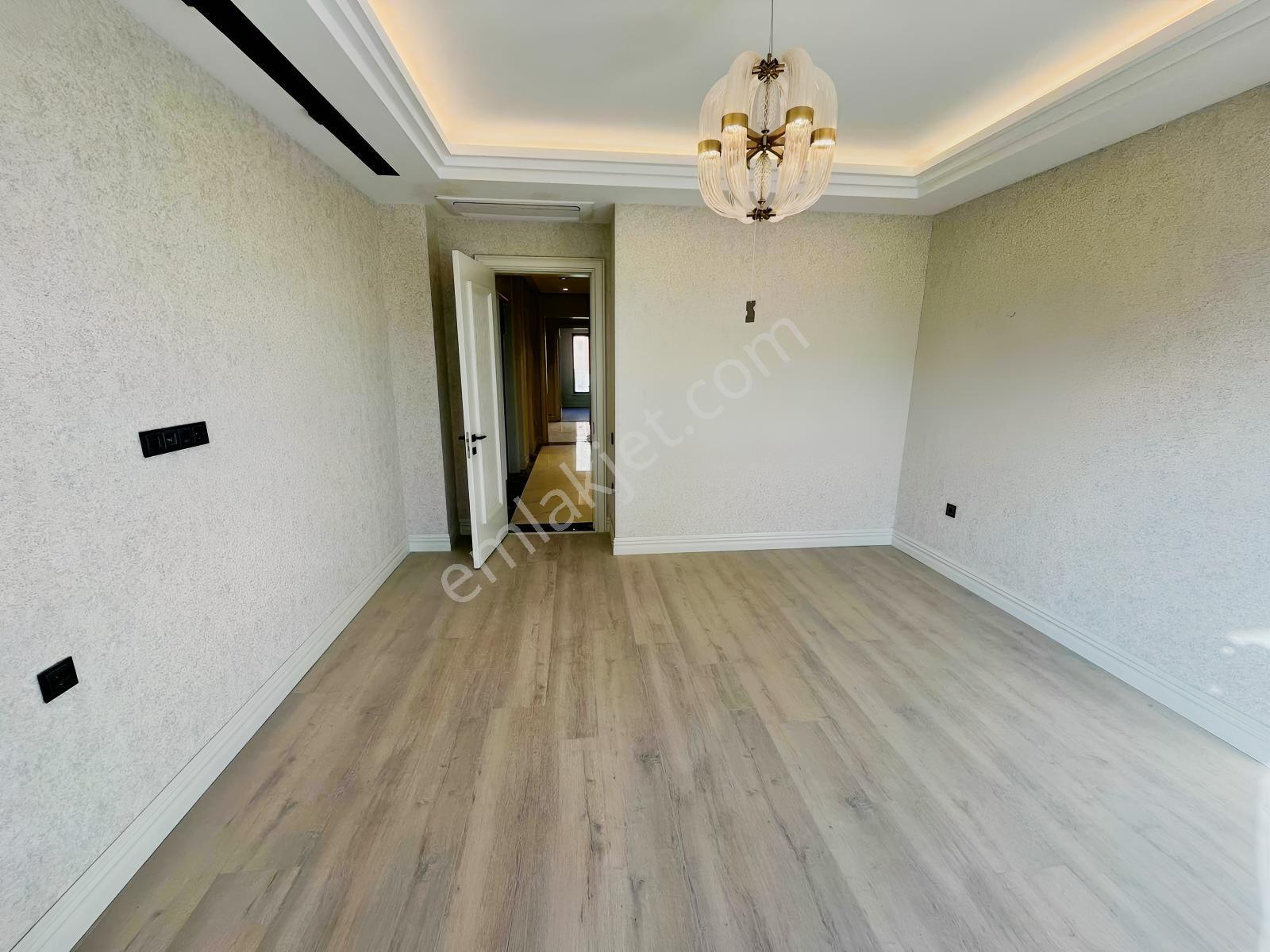Yks'den Altınsanpark Sitesinde Lüx 5+1 Satılık Daire — fotoğraf 13