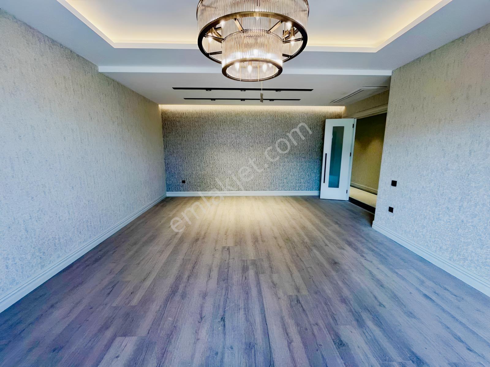Yks'den Altınsanpark Sitesinde Lüx 5+1 Satılık Daire — fotoğraf 16