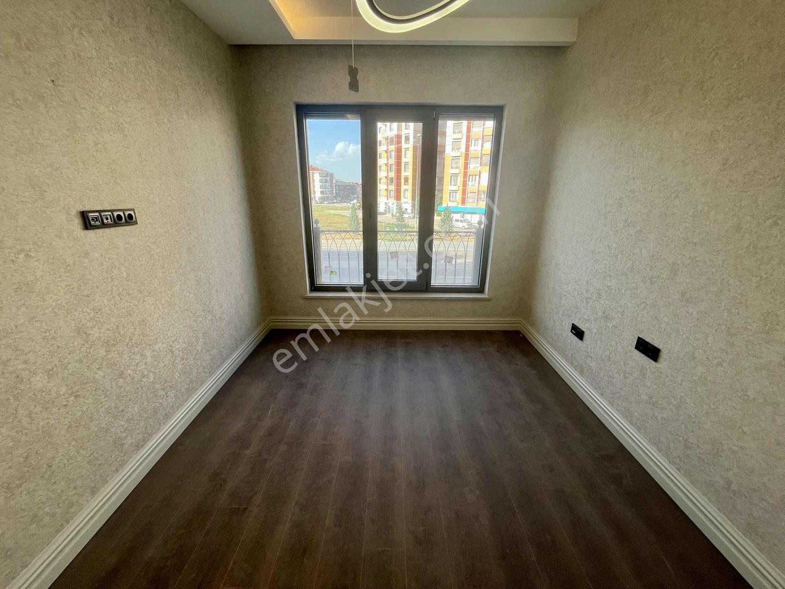 Yks'den Altınsanpark Sitesinde Lüx 5+1 Satılık Daire — fotoğraf 27