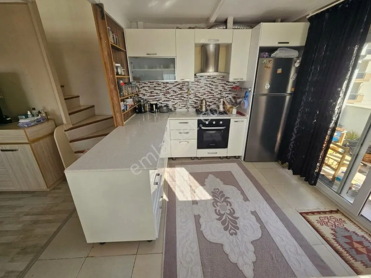 Muga'dan Deniz Manzaralı Teraslı Şömineli 5+1 Dubleks Daire — fotoğraf 6