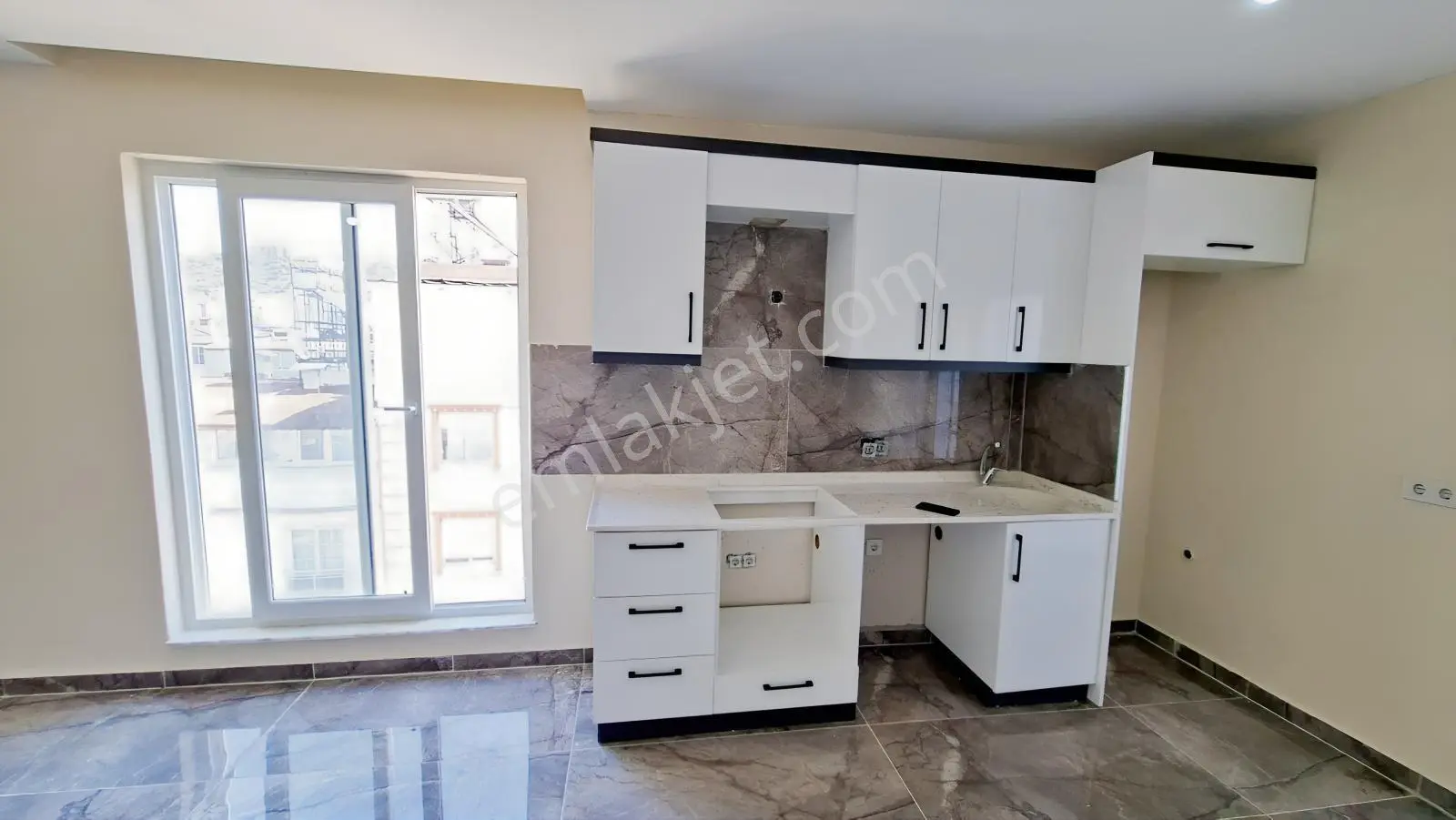Erenköy De Satılık Dublex Daire — fotoğraf 3