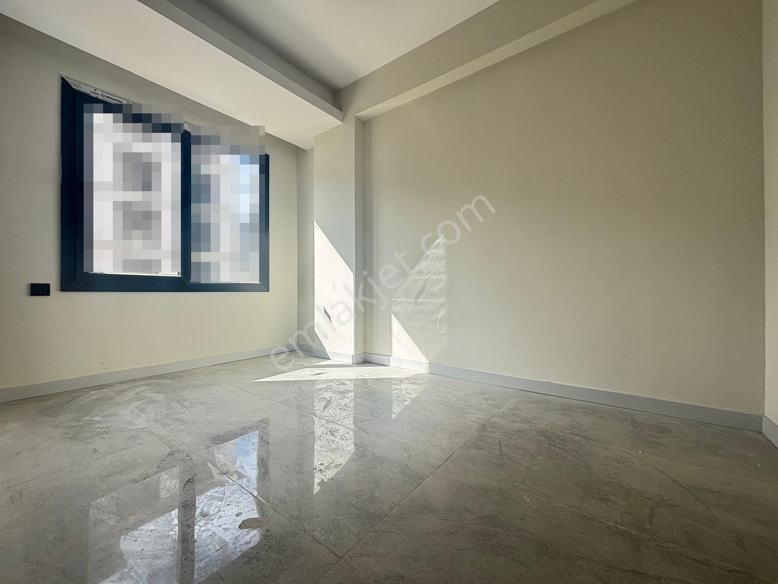 Demirler'den Karahasanlı'da Pazaryeri Karşısı 1+1 Satılık Apart — fotoğraf 6