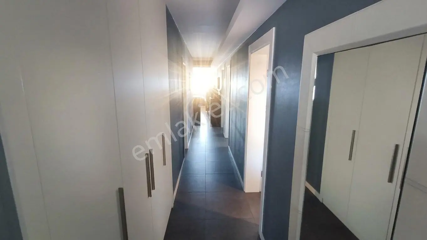 Muga'dan Karşıyaka 360 Sitesinde Deniz Manzaralı Satılık 4+1 — fotoğraf 37