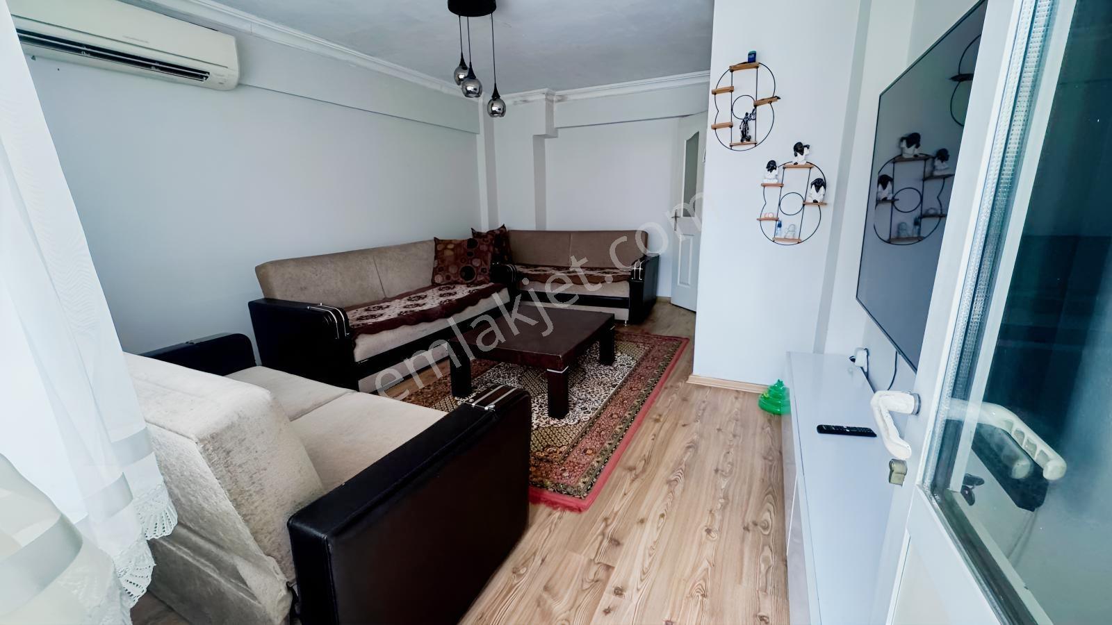 Manisa Yarhasanlar Mh. Çarşı İçi Geniş 3+1 Satılık Daire — fotoğraf 5