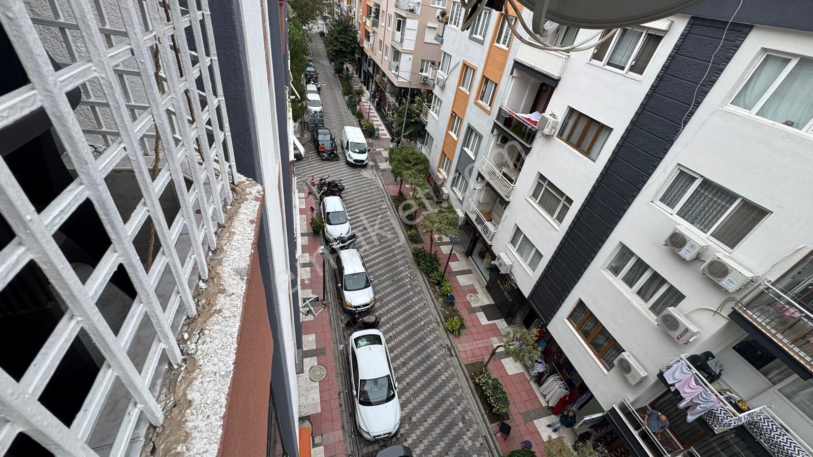 Manisa Yarhasanlar Mh. Çarşı İçi Geniş 3+1 Satılık Daire — fotoğraf 11