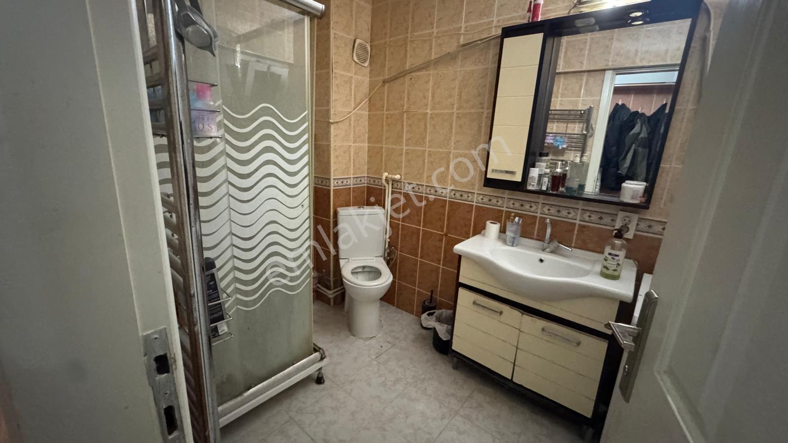 Manisa Yarhasanlar Mh. Çarşı İçi Geniş 3+1 Satılık Daire — fotoğraf 12