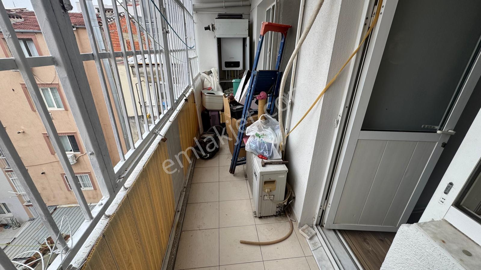 Manisa Yarhasanlar Mh. Çarşı İçi Geniş 3+1 Satılık Daire — fotoğraf 20