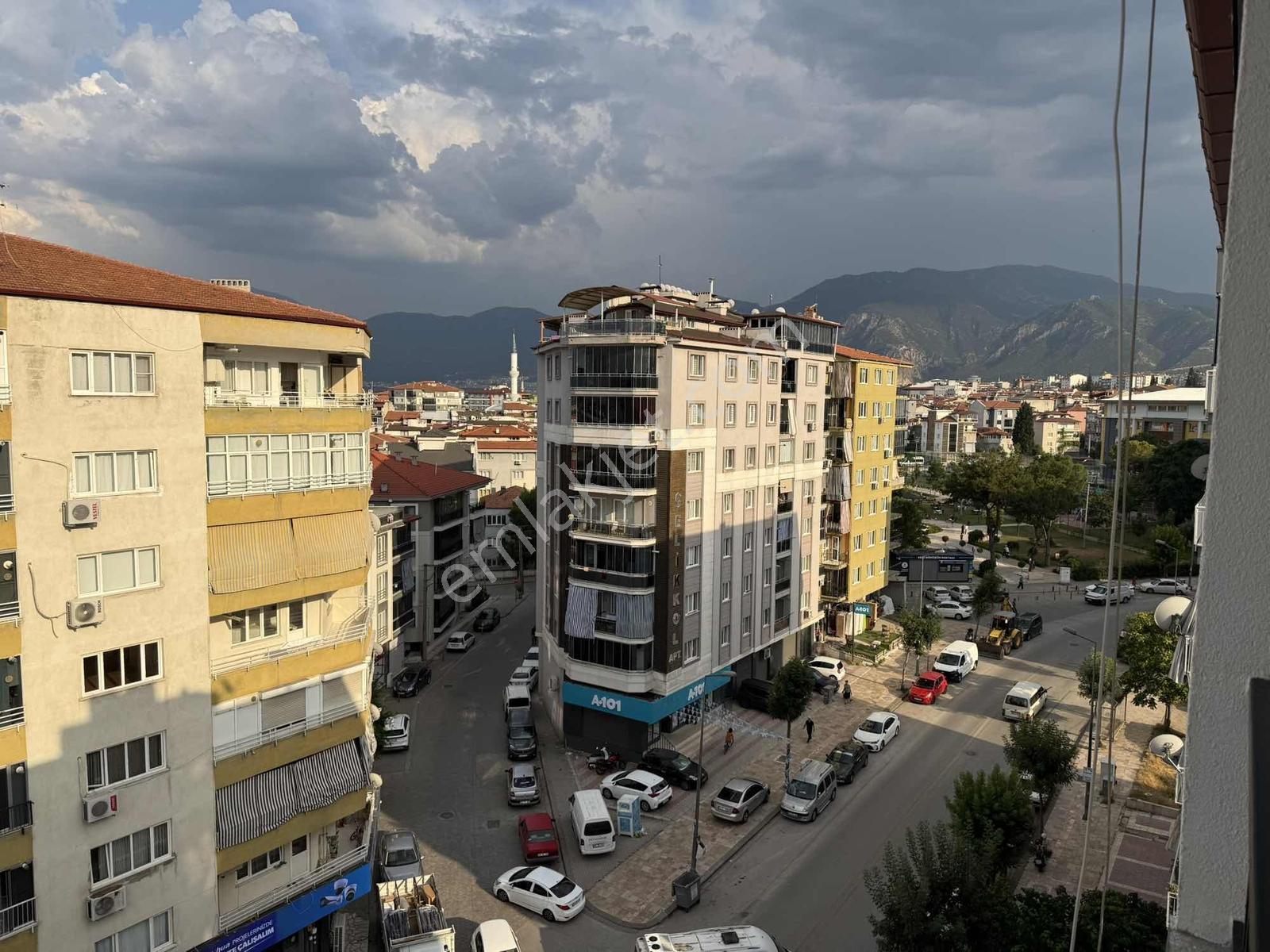 Hacıkaplanlar Mahallesi Cadde Üzeri Satılık Daire — fotoğraf 13