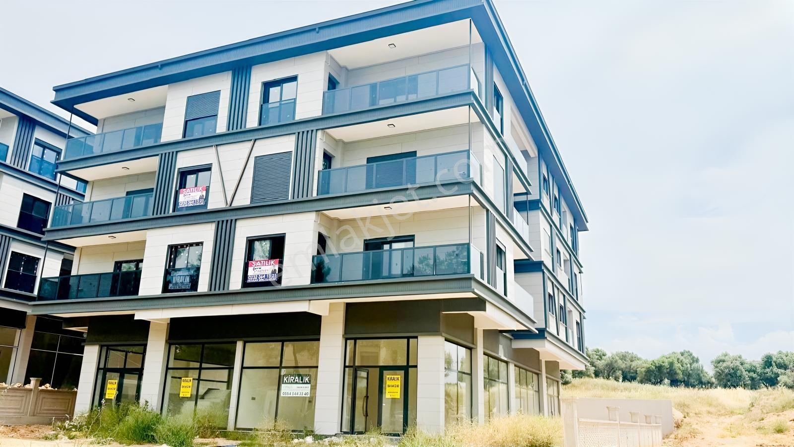 Kemalpaşa Ulucak'ta Geniş Ebeveyn Banyolu 3+1 Satılık Daire — fotoğraf 2