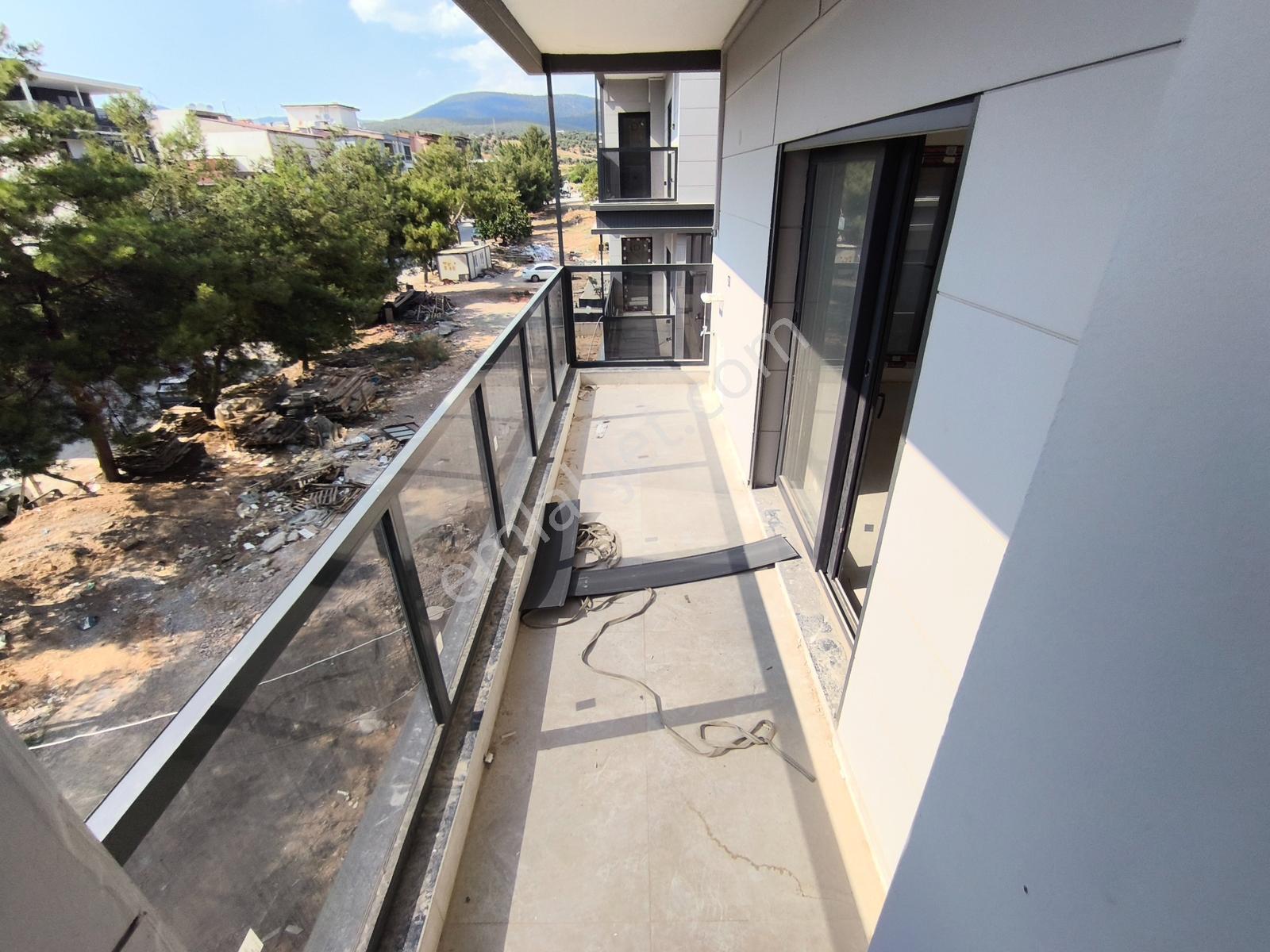Kemalpaşa Ulucak'ta Geniş Ebeveyn Banyolu 3+1 Satılık Daire — fotoğraf 10
