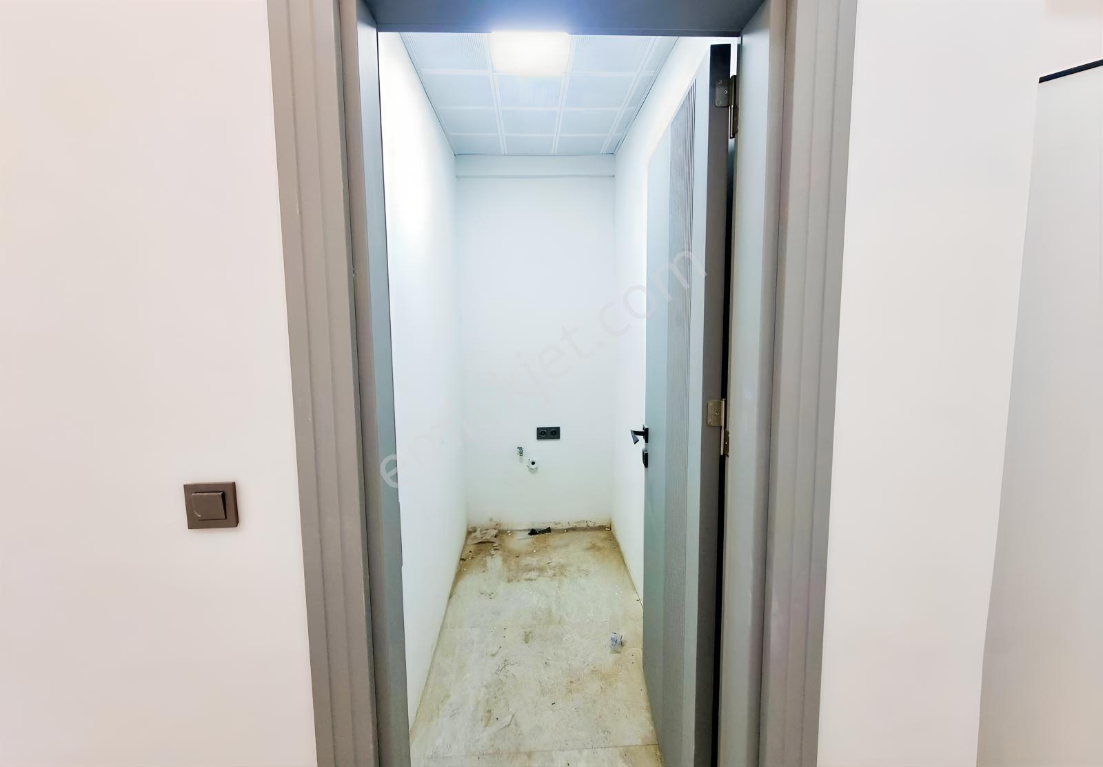 Kemalpaşa Ulucak'ta Geniş Ebeveyn Banyolu 3+1 Satılık Daire — fotoğraf 25