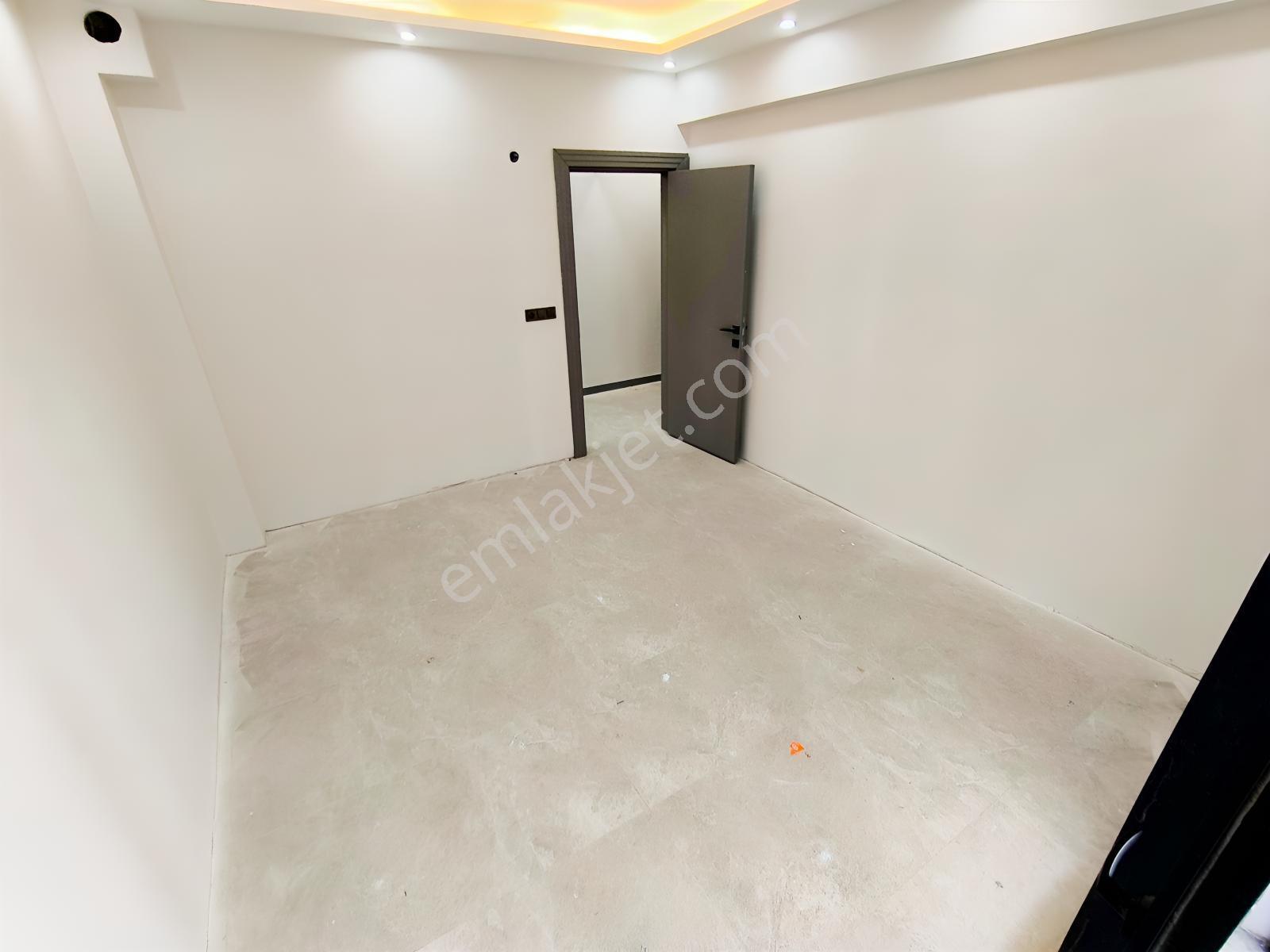 Kemalpaşa Ulucak'ta Geniş Ebeveyn Banyolu 3+1 Satılık Daire — fotoğraf 33