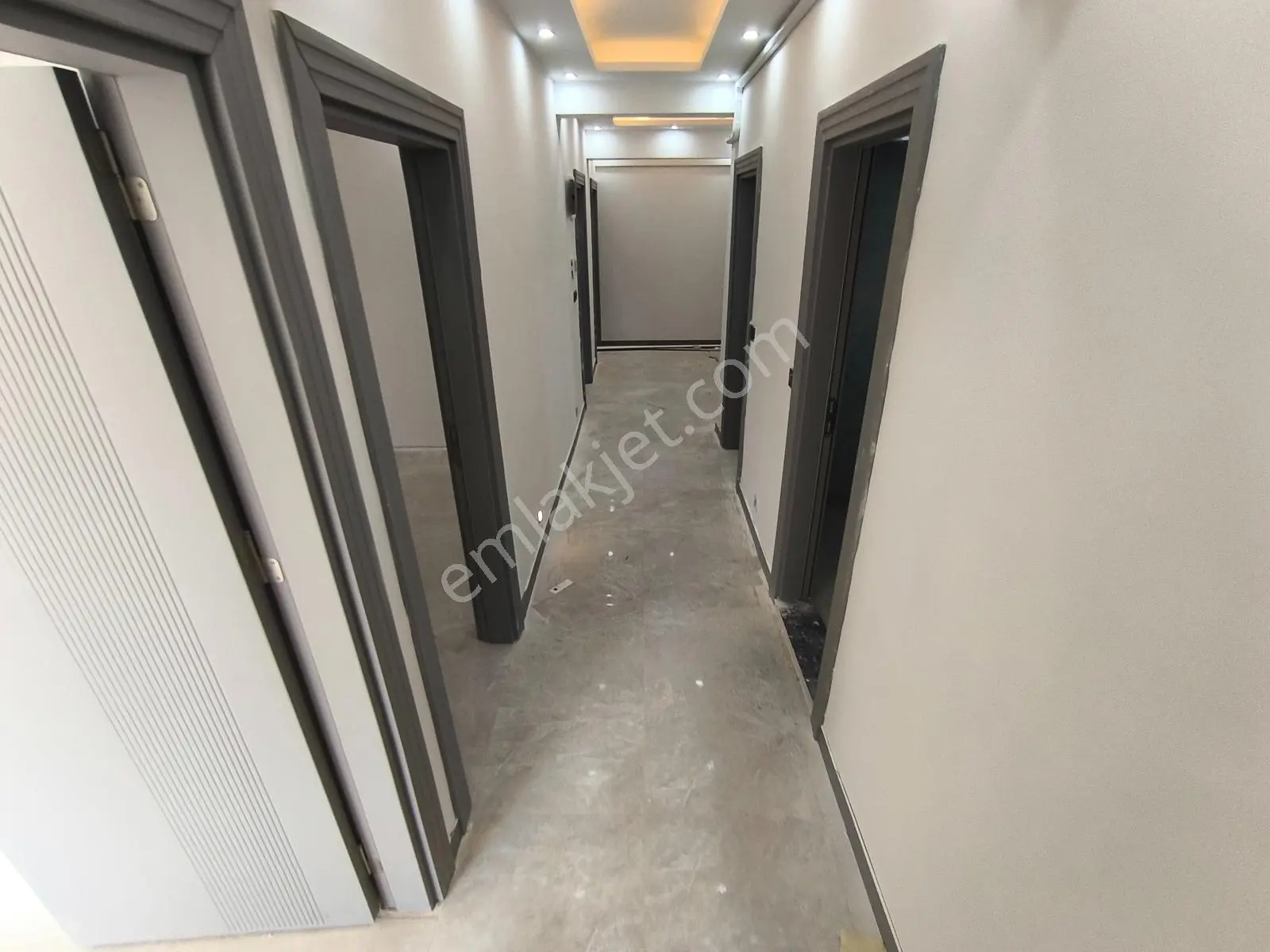 Kemalpaşa Ulucak'ta Geniş Ebeveyn Banyolu 3+1 Satılık Daire — fotoğraf 37