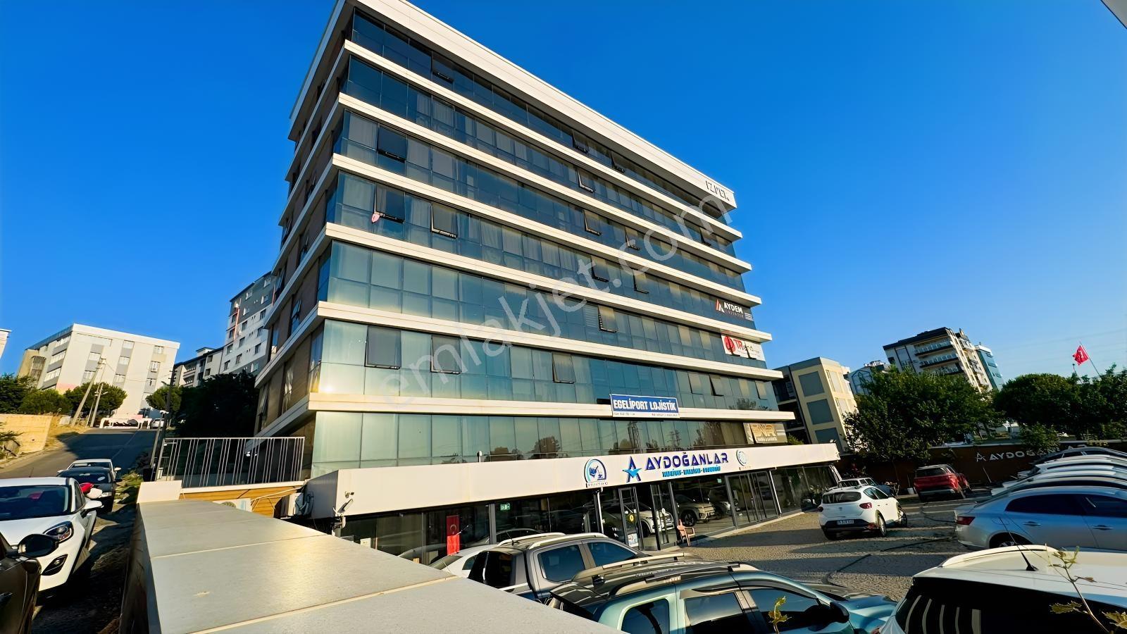 Aliağa İzpek Suit Krediye Uygun Boş 1+0 Satılık Daire — fotoğraf 2