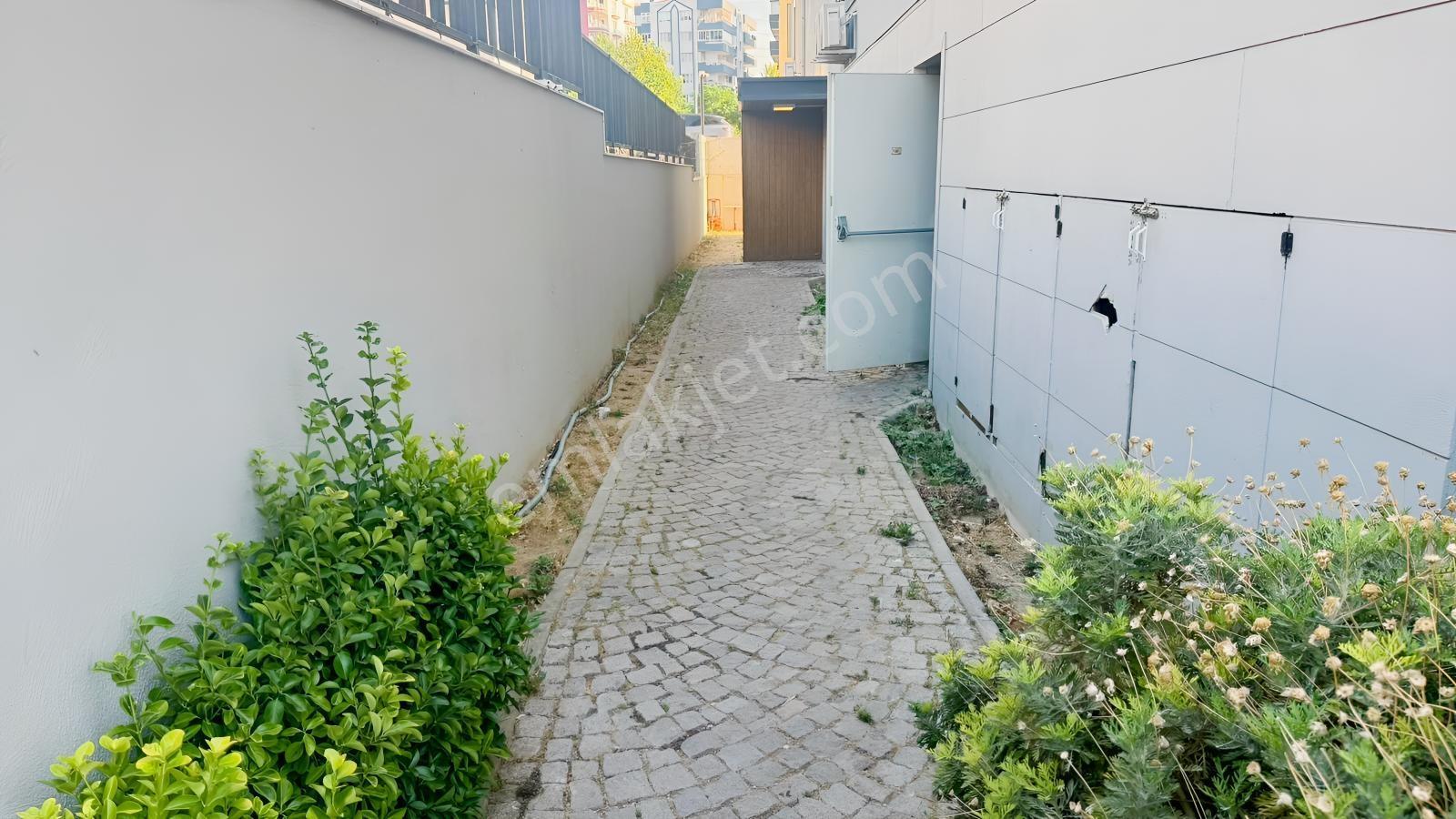 Aliağa İzpek Suit Krediye Uygun Boş 1+0 Satılık Daire — fotoğraf 5