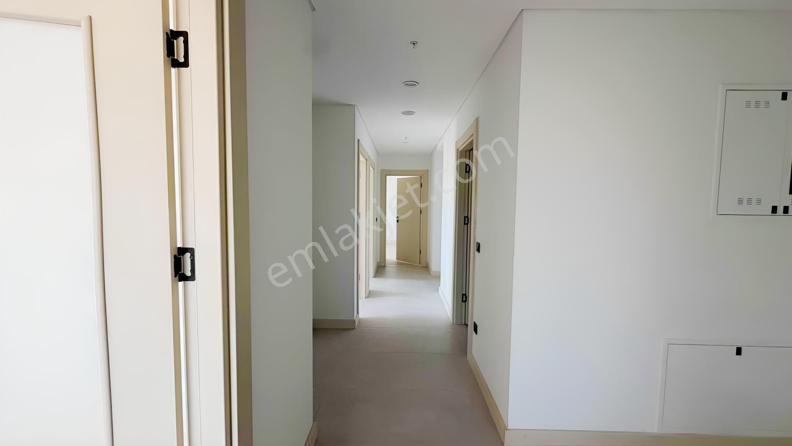 Kadıköy Emlakkonut E5 Cephe Şerefiyeli Satılık 3+1 Teslim Daire — fotoğraf 15