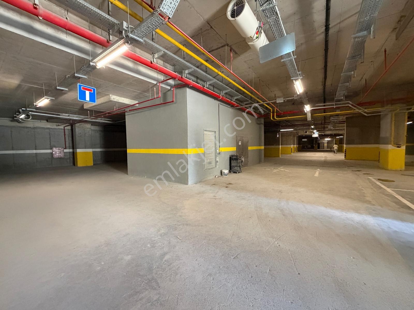 Kadıköy Emlakkonut E5 Cephe Şerefiyeli Satılık 3+1 Teslim Daire — fotoğraf 23