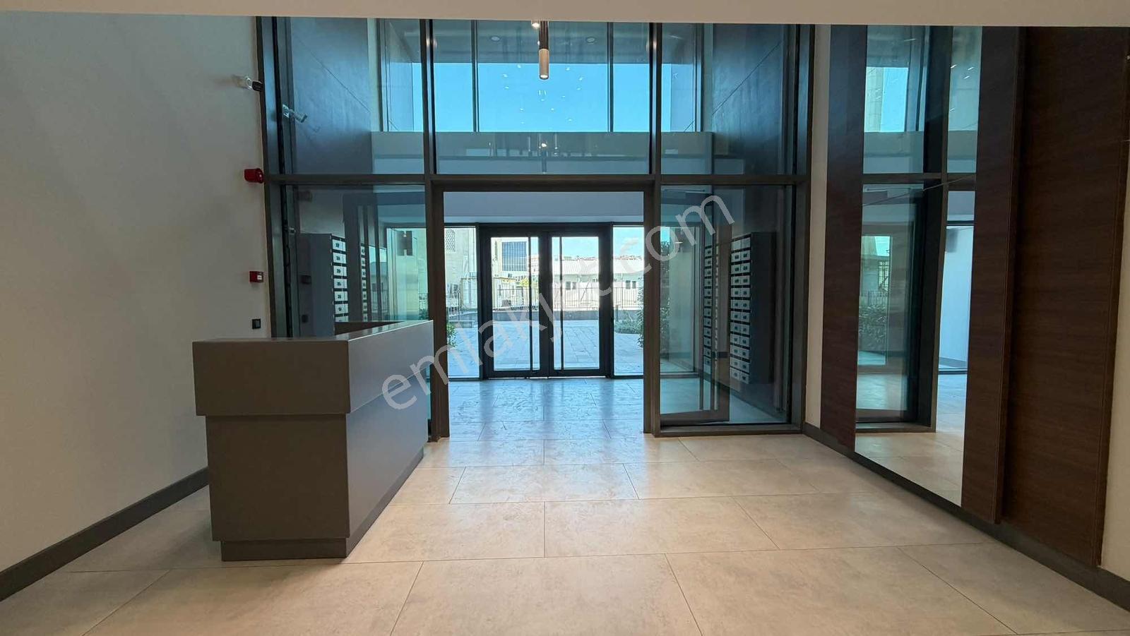 Kadıköy Emlakkonut E5 Cephe Şerefiyeli Satılık 3+1 Teslim Daire — fotoğraf 24