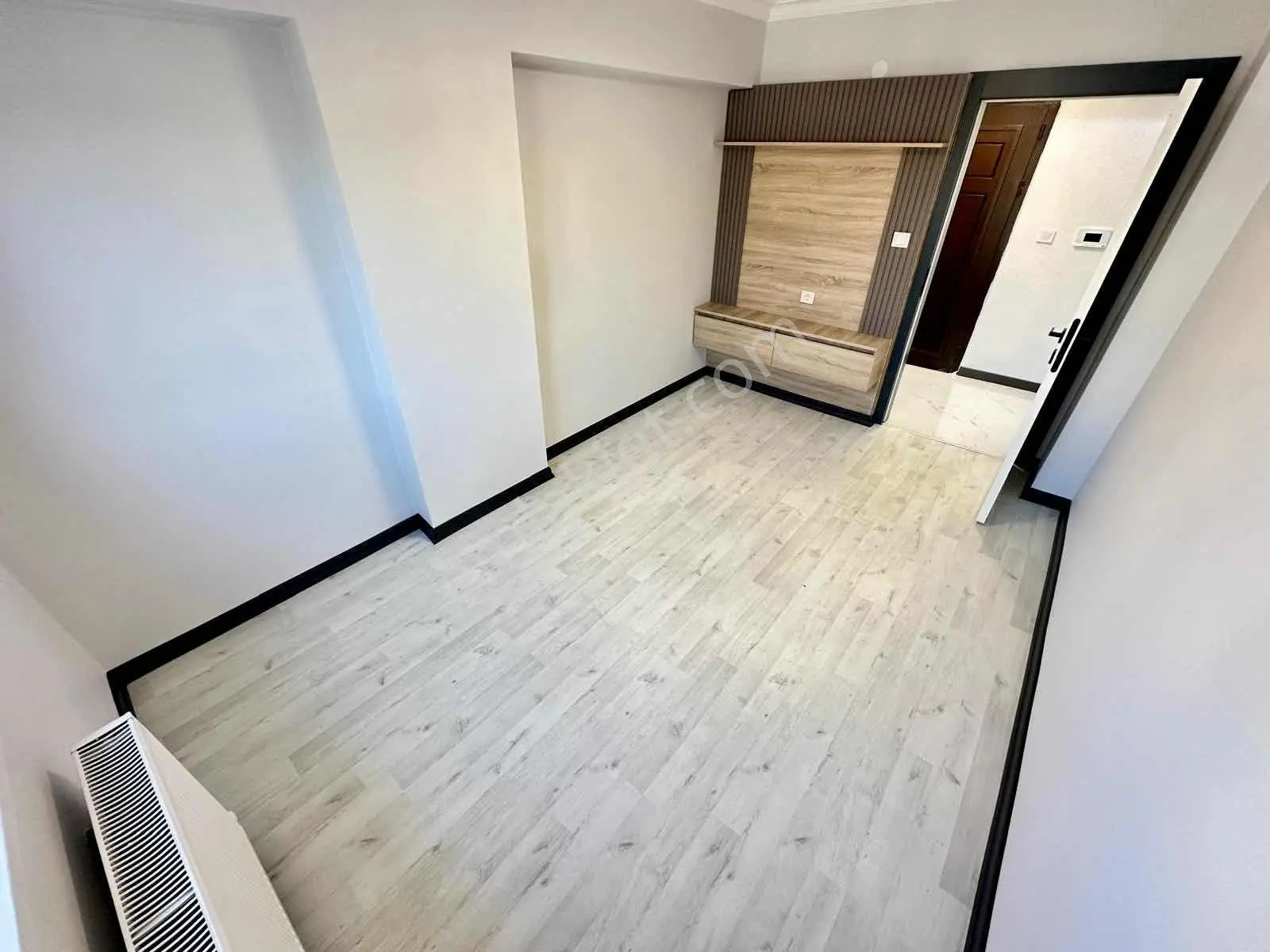 Ulukan'dn Piyade'de Ara Katta Ön Cephe Ultra Lüx Yapılı 3+1 !!! — fotoğraf 17