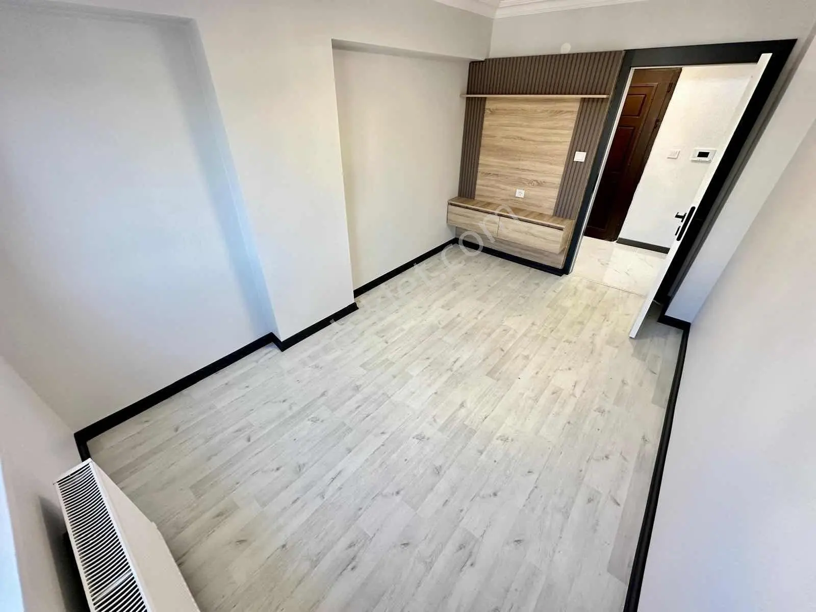 Ulukan'dn Piyade'de Ara Katta Ön Cephe Ultra Lüx Yapılı 3+1 !!! — fotoğraf 18