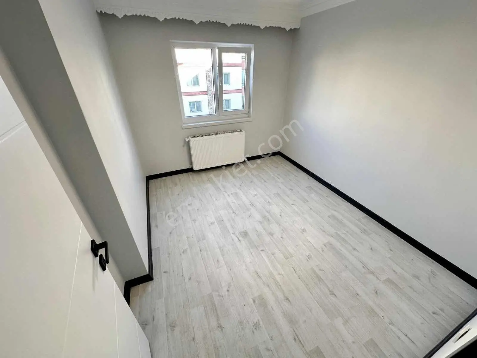 Ulukan'dn Piyade'de Ara Katta Ön Cephe Ultra Lüx Yapılı 3+1 !!! — fotoğraf 24