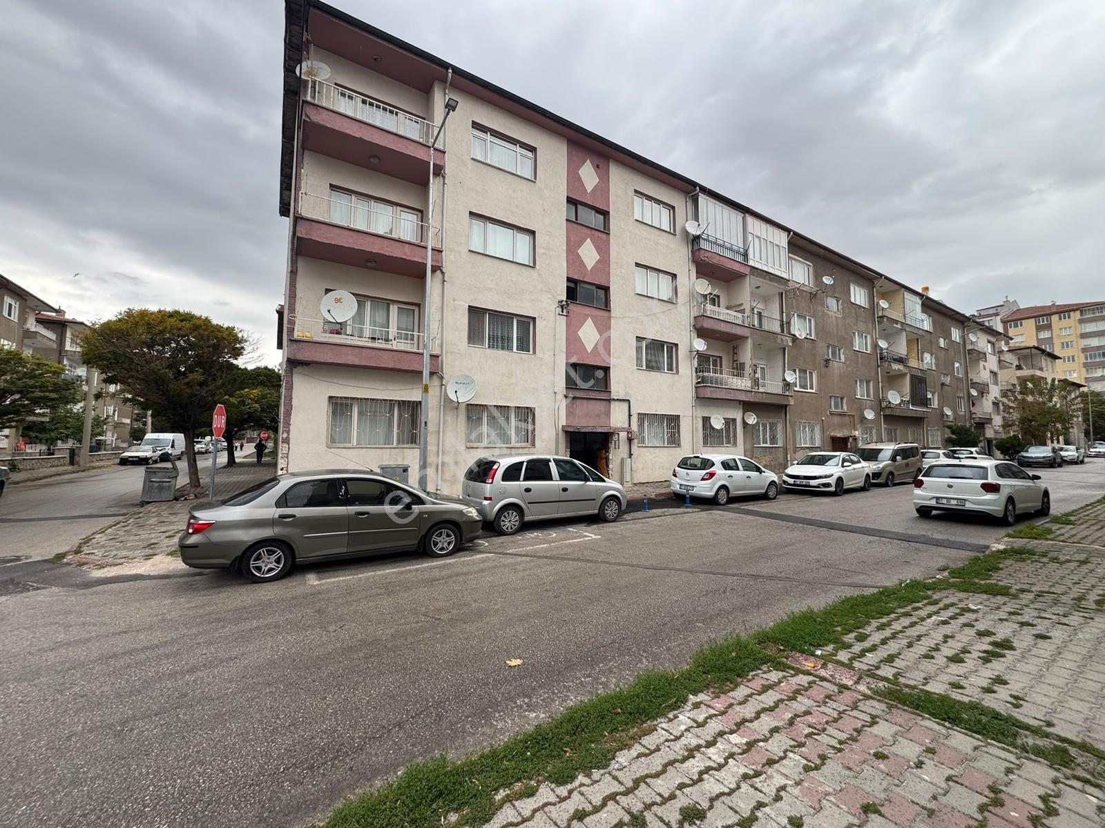 Cm Emlaktan, Selçuk Mah. Kendirli Cami Yakını 3+1 Satılık Daire — fotoğraf 18