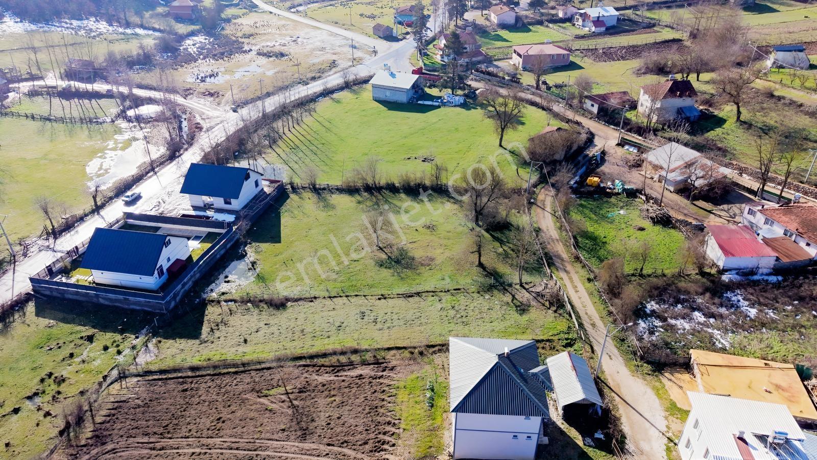İznik Candarlı'da 1,766 M²/ Bölünebilir, İmarlı Villalık Arsa — fotoğraf 6