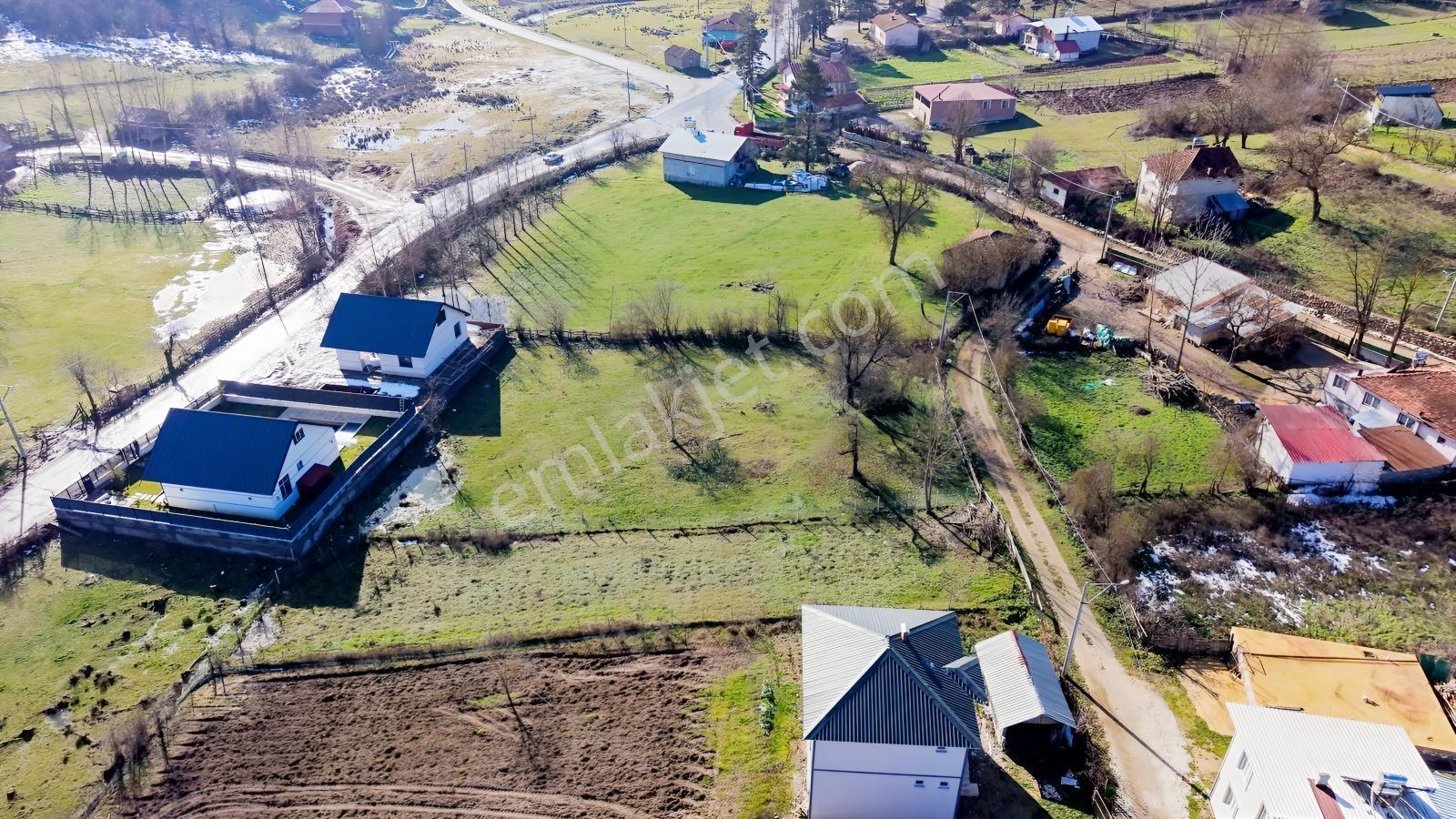 İznik Candarlı'da 1,766 M²/ Bölünebilir, İmarlı Villalık Arsa — fotoğraf 7