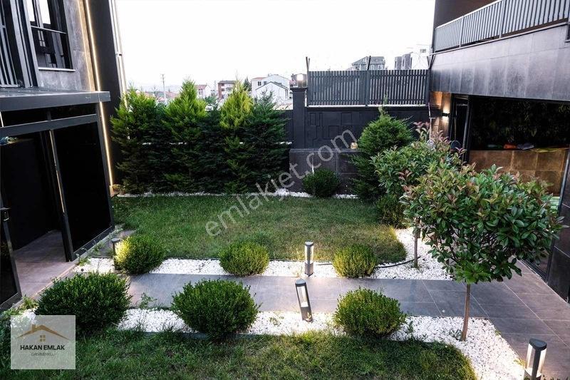 Hakan Emlak - Binevlerde Eşsiz Konumda Ultra Lüks Yapılı Villa — fotoğraf 7