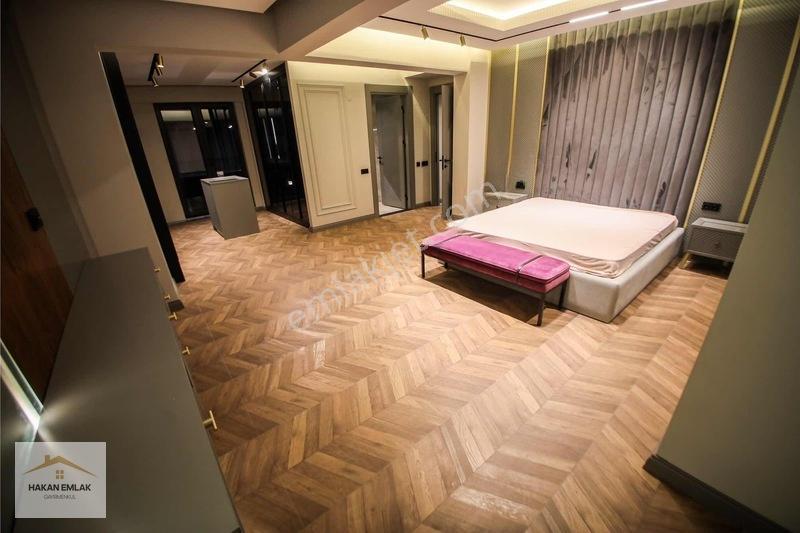 Hakan Emlak - Binevlerde Eşsiz Konumda Ultra Lüks Yapılı Villa — fotoğraf 30