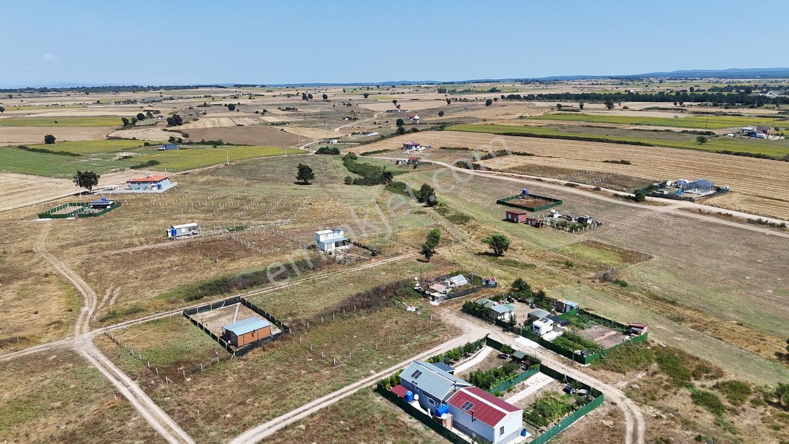 Güven'den Saray'da 300m² İmarlı Tek Tapu Yola Cephe Arsa !!!!!! — fotoğraf 18