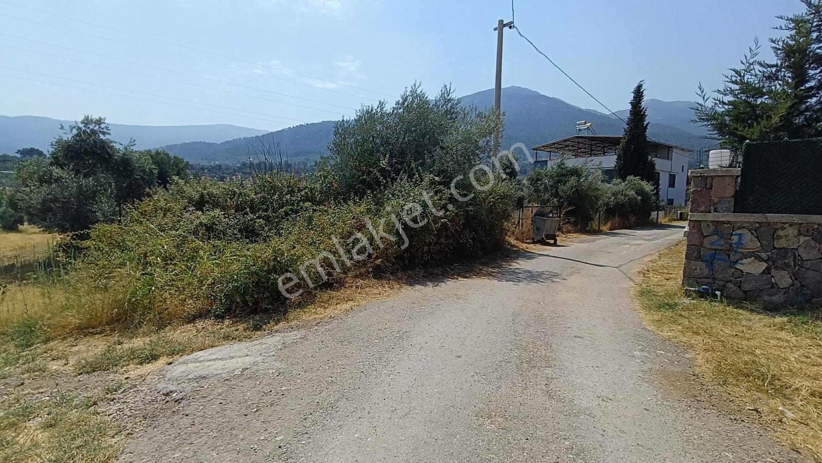 Startkey Muga'dan Yukarıkızılca Merkez Yakını Yola Cepheli Arazi — fotoğraf 7