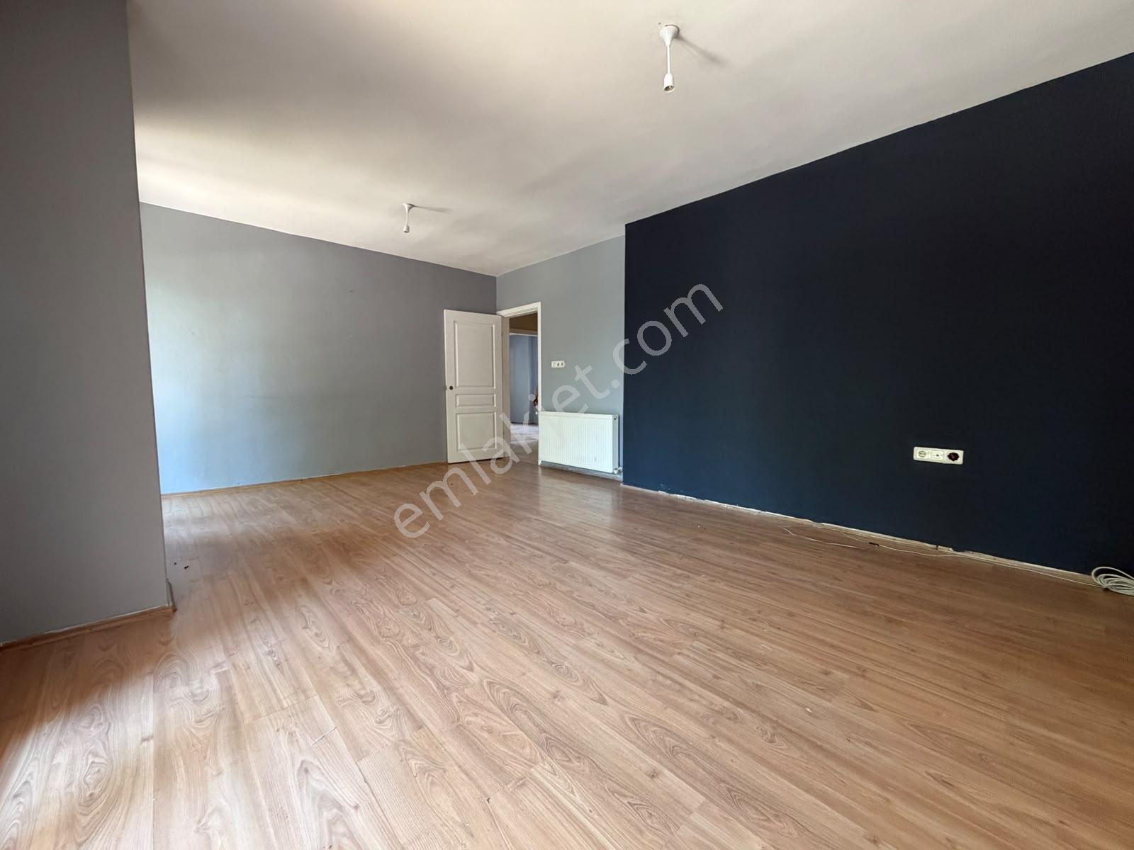 Tuzla Şifa'da Emiroğlu Caddesi Eminevime Uygun Satılık 3+1 Daire — fotoğraf 16