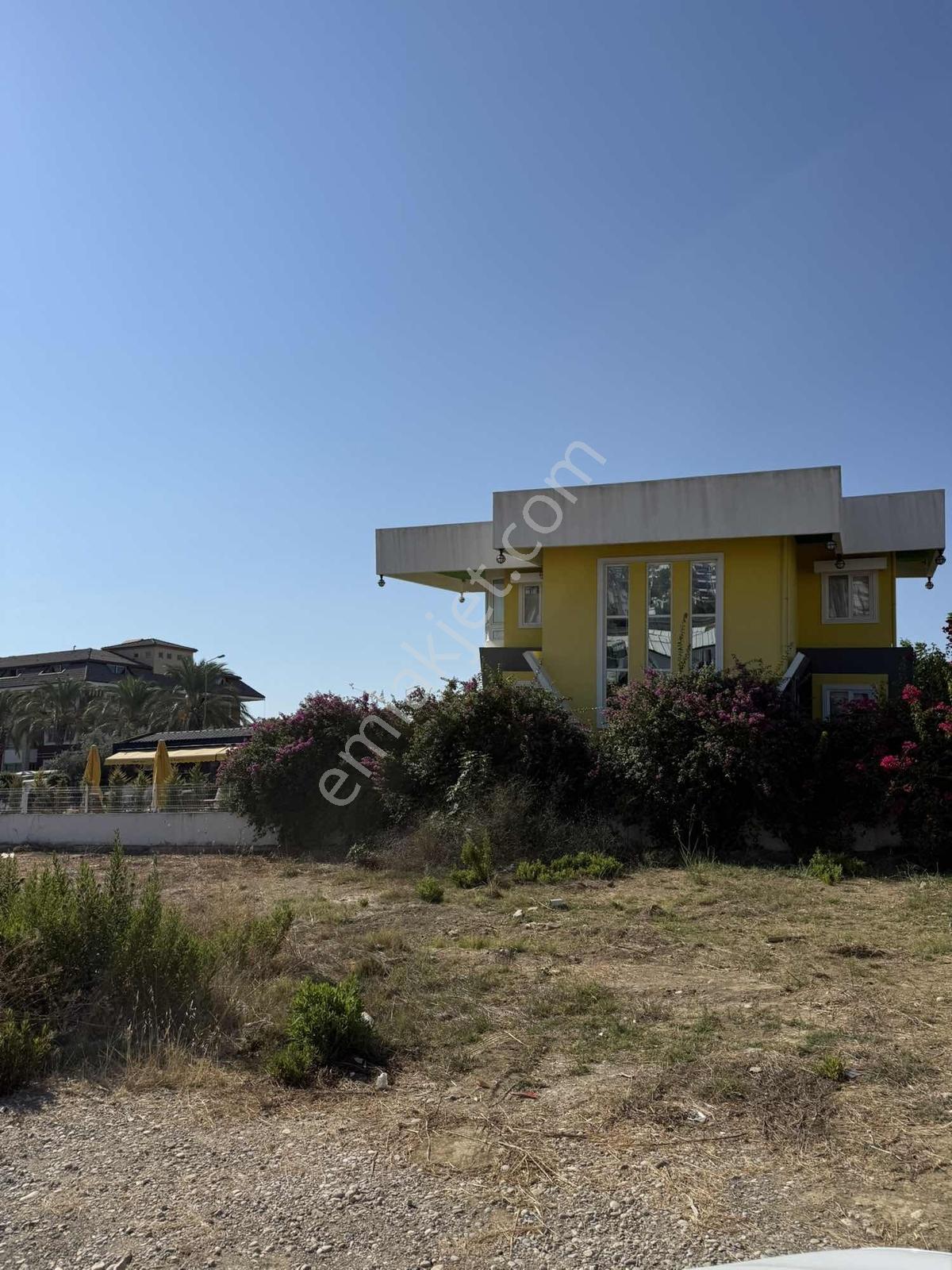 Sorgun Avm Yanında 660m2 Ticari+konut Arsa — fotoğraf 2