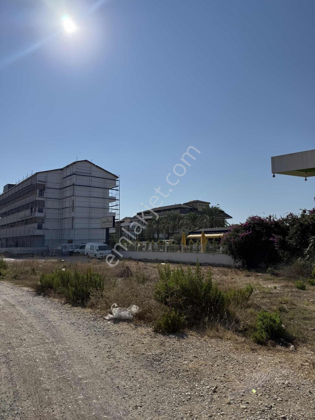 Sorgun Avm Yanında 660m2 Ticari+konut Arsa — fotoğraf 3
